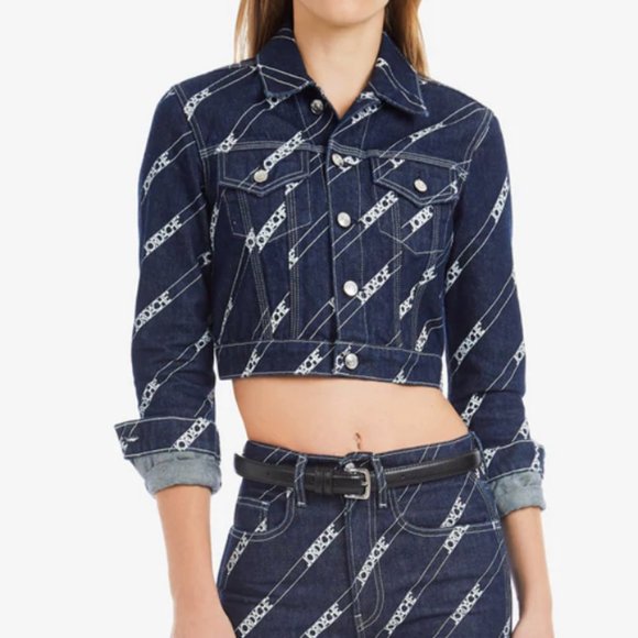 148. NEW! Women's Diagonal Logo Print Jacket - Picture 6 of 7